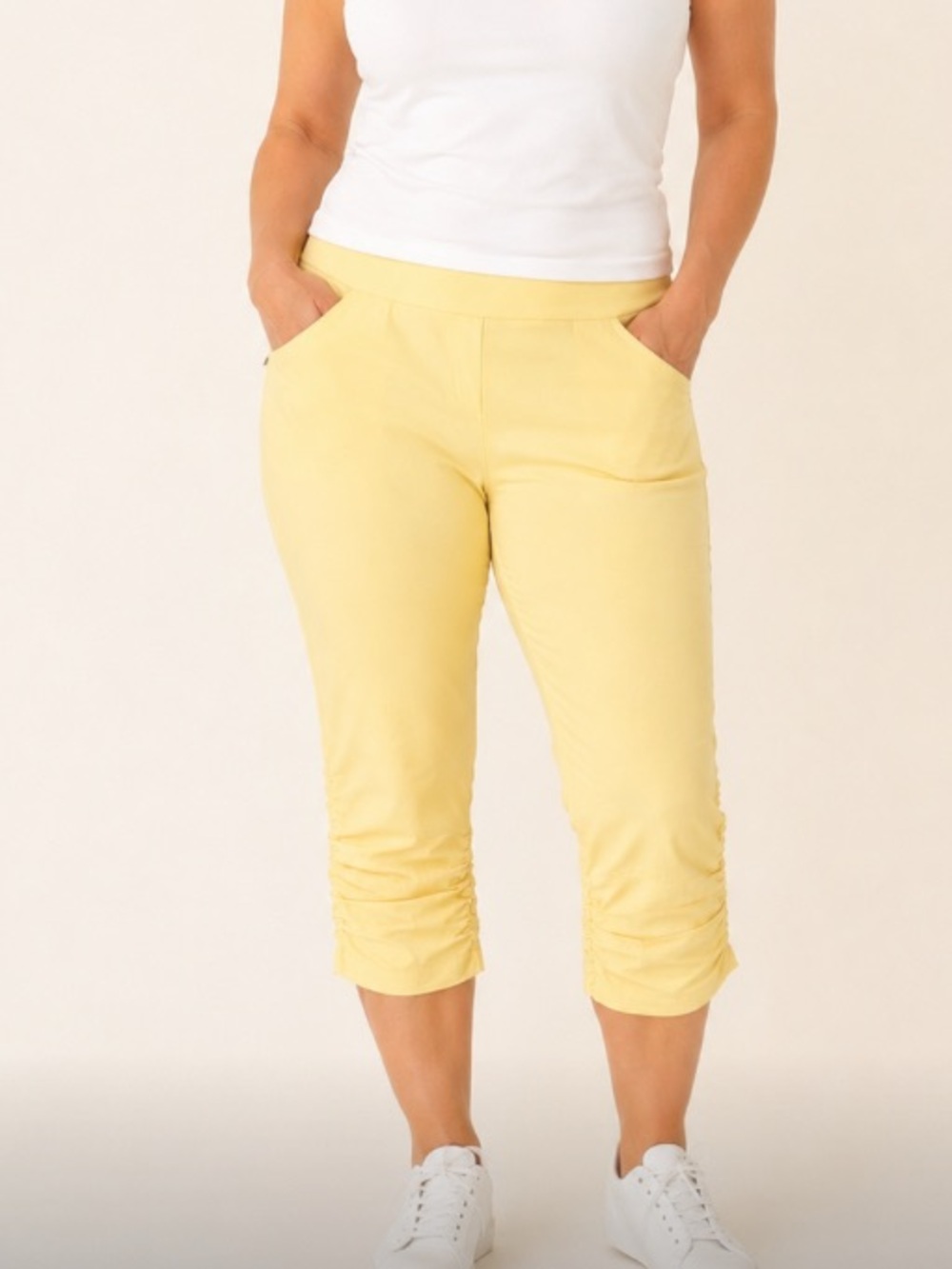 Women's Butter Yellow Pull-On Capri Pants with Ruched Hem